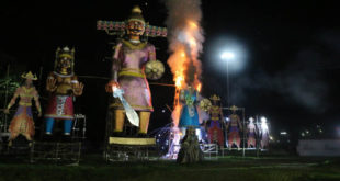 10 Ravana effigy burnt on Dussehra in Kolkata